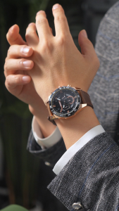 BIDEN Jam Tangan Pria Olahraga Multifungsi Kalender Bercahaya Tali Kulit Jam Tangan Cowok Original