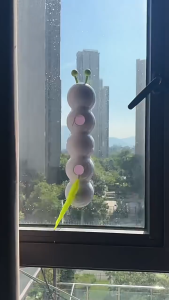 [Automatic Cat Teasing Handy Tool] Intelligent Electric Caterpillar Toy Light Sensation Start Stop+Simulate Biological Tracks Powerful Sucker