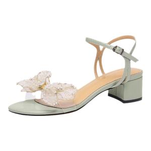 Lily Wei ฤดูร้อน ใหม่ หวาน สไตล์เวอร์ชั่นเกาหลีรองเท้าส้นสูงรองเท้าแตะกว้าง สายคล้อง เด็กผู้หญิงขนาดใหญ่ ทันสมัย รายละเอียดเพชรตัดต่ํา