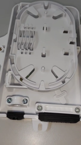 SET กล่องพัก สาย ไฟเบอร์ ออฟ ติก 4 Core ครบชุดพร้อมใช้งาน มี3รุ่นให้เลือก (SC/APC / SC/UPC / LC/UPC)