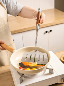 MODERN SWEETHOME | Stainless Steel & Titanium Fish Spatula