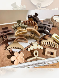 NING ZHOU | Large High-quality Hair Claw Clip