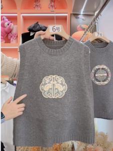 New Chinese Style Embroidered Knitted Vest Womens Spring Autumn New High-End Sleeveless Cannon Shoulder Outerwear Vest