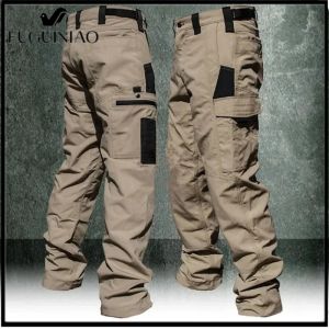 FUGUINIAO กางเกงทำงานกลางแจ้งของผู้ชายกางเกงยุทธศาสตร์สินค้าใหม่หลายกระเป๋าที่ทนต่อการสวมใส่กางเกงป่ากลางแจ้งกันน้ำ