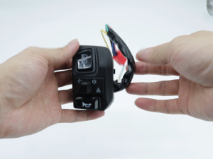 SRL115/LC135 V1-V7 LEGANDA 110 ZR EGOS EGOLC EGO SOLARIS SRL115FI LIFT HANDLE SWITCH KIRI DOUBLE SIGNAL + ON OFF