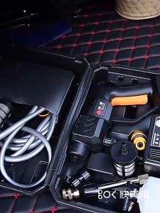 998VF 20V รับประกัน 3 ปี ปืนฉีดน้ำแรงดันสูง 60 Bar 2 แบตเตอรี่ ชาร์จพลังงานสูง Cordless car washer