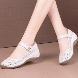 2026 Spring Women’s Mom Shoes–Soft Sole Non‑Tiring Shallow Pumps Thick Platform Casual Leather with One‑Buckle Wedge Heel