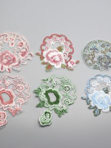 ปatches ดอกไม้ปักลาย เสื้อผ้า DIY อุปกรณ์เย็บปะติด ป้ายตกแต่งเสื้อผ้า ปักลาย ดอกไม้ปักลาย วัสดุตาข่าย พืชและดอกไม้