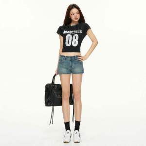 La Chapelle | Low Rise Slim Fit Girlie Denim Shorts