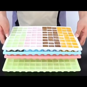 Khuôn Đựng Đá Làm Thạch Rau Câu 96 Viên Tạo Hình Nhỏ Gọn Bắt Mắt Chất Liệu Từ Nhựa PVC Cao Cấp Siêu Bền