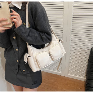 Đồng Bằng Rhyme Lưới Nữ Sát Nách Túi Mới 2024 Retro Đơn Giản Cao Cấp Đeo Túi Xe Máy Bề Mặt Mềm Kích Thước Trung Bình