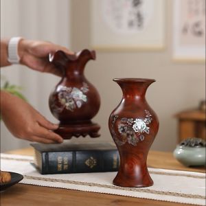 แจกันดอกไม้นำเข้าจากประเทศเวียดนามตก แต่งด้วยดอกไม้แกะสลักลายไม้สีสันสวยงามตก แต่งบ้านตก แต่ง