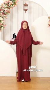 Afhadahijrah: Desain Gamis Anak Perempuan Set Cadar Yoraa Hoodie Crinkle Air Flow Maroon