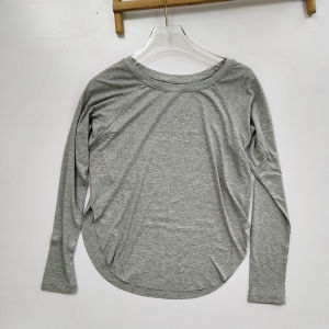 เสื้อโยคะผู้หญิงแขนยาวระบายอากาศได้ดี แขนกุด ลำลอง ฟิตเนส ผ้าฝ้ายโพลีเอสเตอร์ ระบายเหงื่อ ดูดซับความชื้น ฤดูร้อน 2025