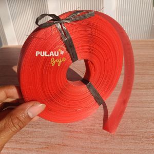 3 Pcs Sendaren Layangan Tali Peti Tipis 4 Meter – Warna Merah| Tebal 01 mm Lebar 17 cm | Suara Menggelegar!