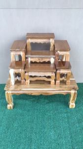 ชุดโต๊ะหมู่บูชา หมู่ 7 หน้า 4 เคลือบสีใสธรรมชาติ ไม้สัก ขนาด กว้าง 34 ซม. ยาว 48 ซม. สูง 43 ซม.