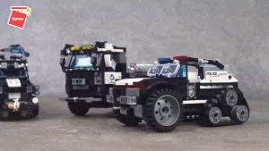 QMAN - 11012 Bộ đồ chơi lắp ráp xe cảnh sát Hawkeye Crawler
