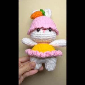 [Có sẵn] Thú bông mini handmade thỏ dễ thương bằng len cotton milk 125g đáng yêu cho bé