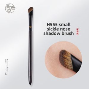 HUACHUNTANG | Angle Cut Nose Shadow Makeup Brush