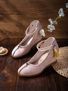 Elevated Height Embroidered Cotton Linen Shoe for Women Traditional Cheongsam Slippers Comfortable Flat Heel Floral Pattern