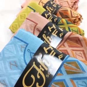 Hijab Segiempat Motif Bahan Voal Premium FH Finishing Lasercut 110x110cm Jilbab Fashion Muslimah Produk Lokal Kerudung Simpel Berkualitas Murah Seri14