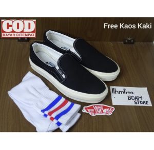 Sepatu vans slip on ogVans slip on black white og