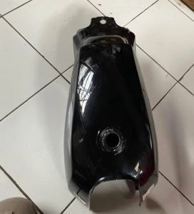 tangki tengki bensin Honda win barang asli original copotan masih bagus