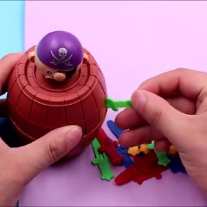 Dinosaur / Black Beard Stab Pirate Lord Barrel Bomb Black Beard Family Games Interaction Learning Kids Gifts Prank Toys