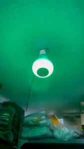 [HOT] Bóng Đèn LED RGB 110V/220V E27 Cảm Biến Theo Nhạc Kết Nối Bluetooth Không Dây Điều Khiển Từ Xa