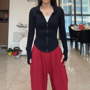 เสื้อคลุมโยคะระบายอากาศได้ดีพร้อมถุงนิ้ว ทรงเข้ารูป แขนยาว สำหรับผู้หญิง ฤดูใบไม้ร่วง ใหม่ล่าสุด เสื้อคลุมโยคะแบบสวมหัว