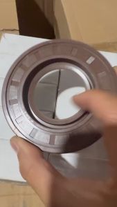 Phớt 46x945x8/10 thông số trong 46 ngoài 945 dày 10 lắp cho các loại xe ô tô