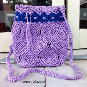 Tas rajut bahan tali kur motif daun panjang pegangan mutiara tali selempang tutup resleting warna bervariasi