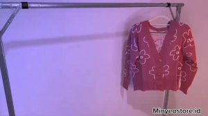 Cardigan Crop Rajut Wanita Motif Butterfly