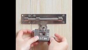 Gembok Baja Anti Maling 100MM: Kunci Kokoh Gembok Pagar Rumah