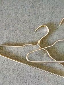 【ZEN】Hanger Gantungan Baju Besi Tebal Berwarna Emas Anti Karat Premium