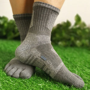 Outdoor Toe Socks Male and Female Middle Tube Heattech Thickening Exercise Running Climbing Hiking Split Toe Full Towel Bottom Toe Socks