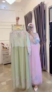 Mirna Set Hijab Dress Zaina: Bahan & Desain Elegan