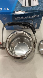 Ấm đun nước Inox Dùng Được Bếp Từ Bếp Gas báo còi khi nước sôi 2500ml