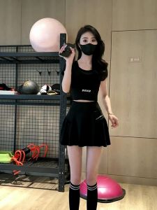 Quick Dry Short Skirt Fitness Yoga Sports Bra Included Anti-Light Running Tennis Set for Women Breathable Polyester Fiber