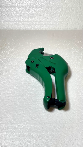 Kéo cắt ống nhựa Berrylion - 1 sản phẩm tiện dụng cho gia đình người sử dụng hay tự sửa chữa