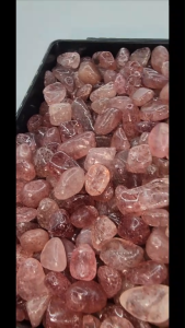 (SG Seller Ready Stocks) Natural Strawberry Quartz Gravel 100g 天然草莓水晶碎石 100克