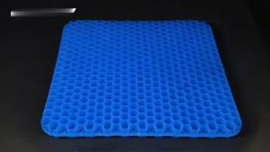 AIBE เบาะเจลรองนั่ง เบาะเจลรังผึ้ง เบาะรองแผลกดทับ เบาะรองนั่ง เนื้อเจลรังผึ้งแถมปลอกผ้าถอดซักได้ เบาะรองนั่งทำงาน เบาะรองนั่งบนรถ