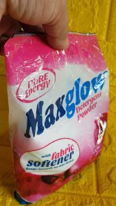 1 Kilo MAXGLOW Detergent Powder Pure Energy with Fabric Softener (Pink Pack)