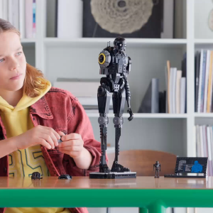 LEGO Star Wars TM 75434 K-2SO™ Security Droid (845 Pieces)