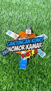 Gantungan Kunci Kamar / Hotel - Gantungan Kunci Nomor Kamar Hotel / Kos / Villa Bahan Akrilik 2 Sisi