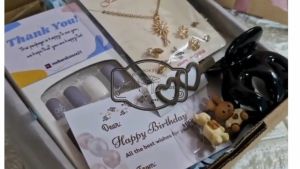 HADIAH PEREMPUAN KUALITAS & SET AKSESORIES KADO UNTUK ORANG TERSAYANG GIFTBOX HADIAH