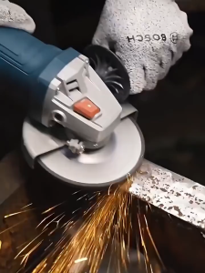 BOSCH Angle Grinder Grinda Gerinda Tangan 4" GWS700 Bosch GWS 700