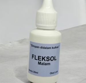 (FLEK SOLUSION) TONER 30ML AMPUH MENGATASI FLEK WAJAH cairan khusus flek