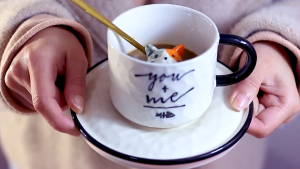 Tách Dùng Đồ Uống Hình Dáng Dễ Thương Cốc Uống Cà Phê Gốm Sứ Cao Cấp Hình Mèo Trong Cốc Độc Lạ