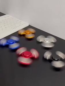 Aluminum Alloy Three-Leaf Fidget Spinner Metal Stress Relief Anti-Anxiety Hand Toy Portable Durable Adult Gift Relaxation Tool